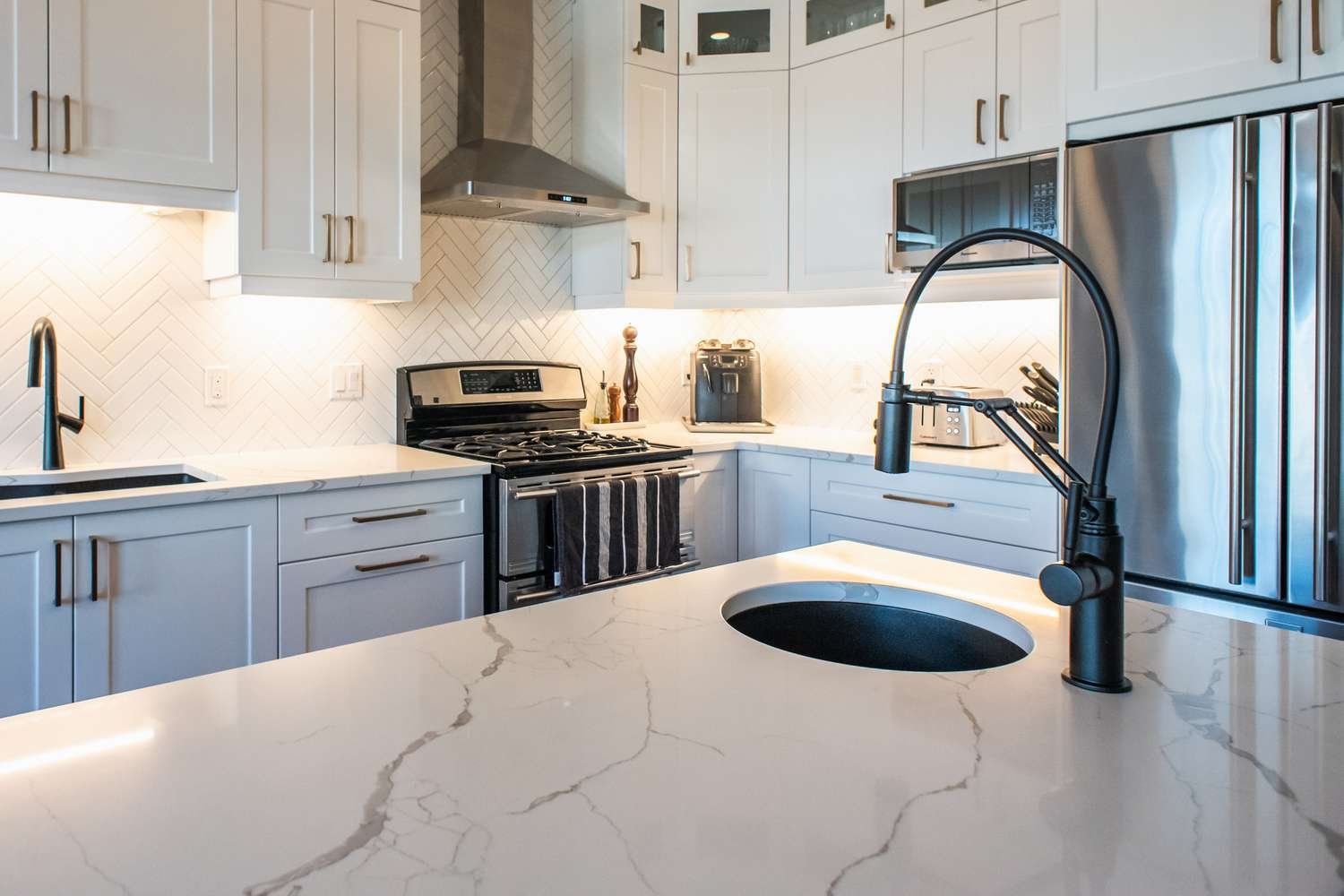 Clean kitchen and dining area prepared for holiday guests in New Jersey